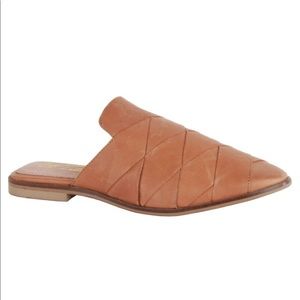 Seychelles Survival leather mule